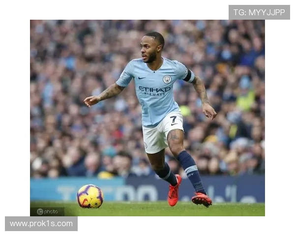 孙兴慜与拉希姆·斯特林在反击转换下展现分散进攻趋势