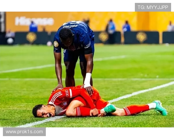 穆西亚拉 vs 京多安：中场角色与战术适配性对比