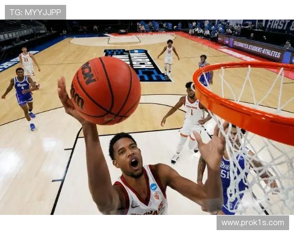 莫布里挡拆换防压制内线比上季更有效